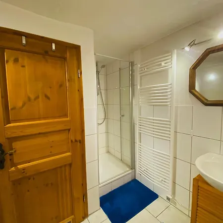 Der Familie Budzisch 아파트 *